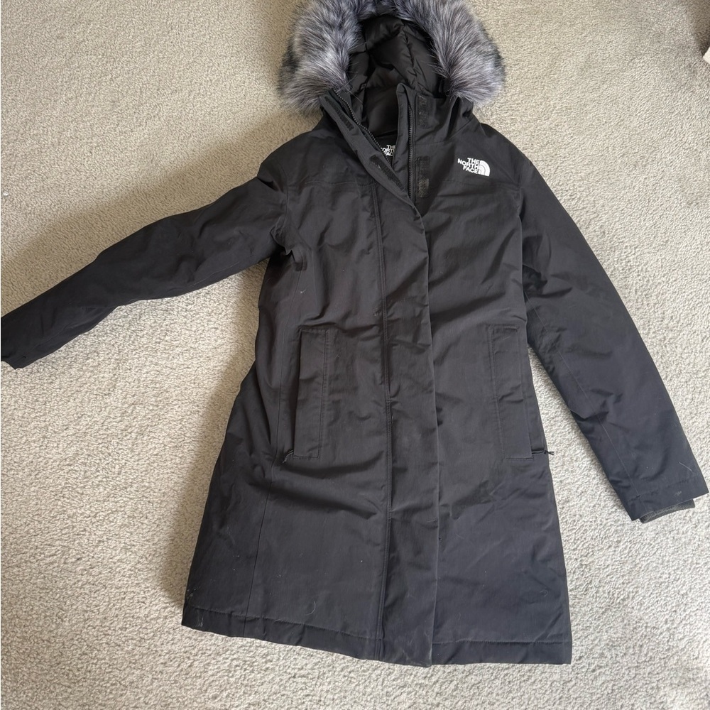 The North Face Women's Black Long Puffer Parka with Faux Fur Hood